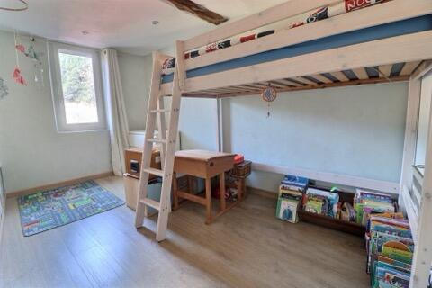 Maison de village - 90 m² - 5 pièces