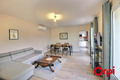 Maison - 79 m² - 3 pièces