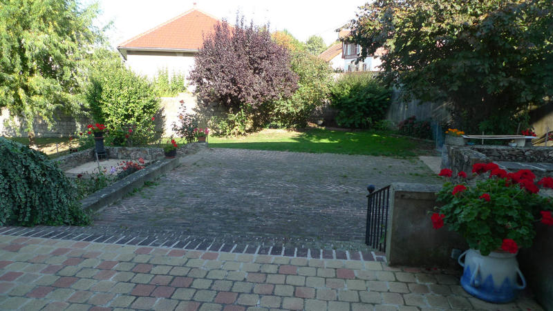 Maison bourgeoise - 300 m² - 8 pièces