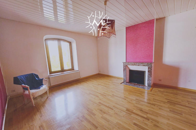 Maison - 208 m² - 9 pièces