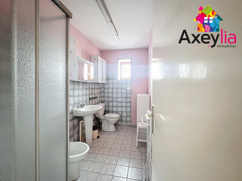 Maison - 194 m² - 7 pièces