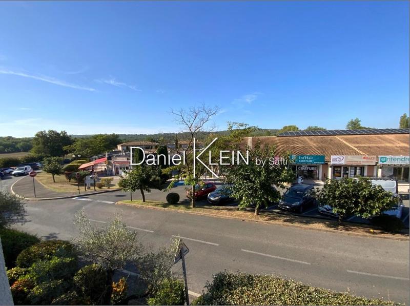 Bureau - 68 m² - 5 pièces