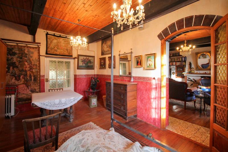 Château - 201 m² - 8 pièces