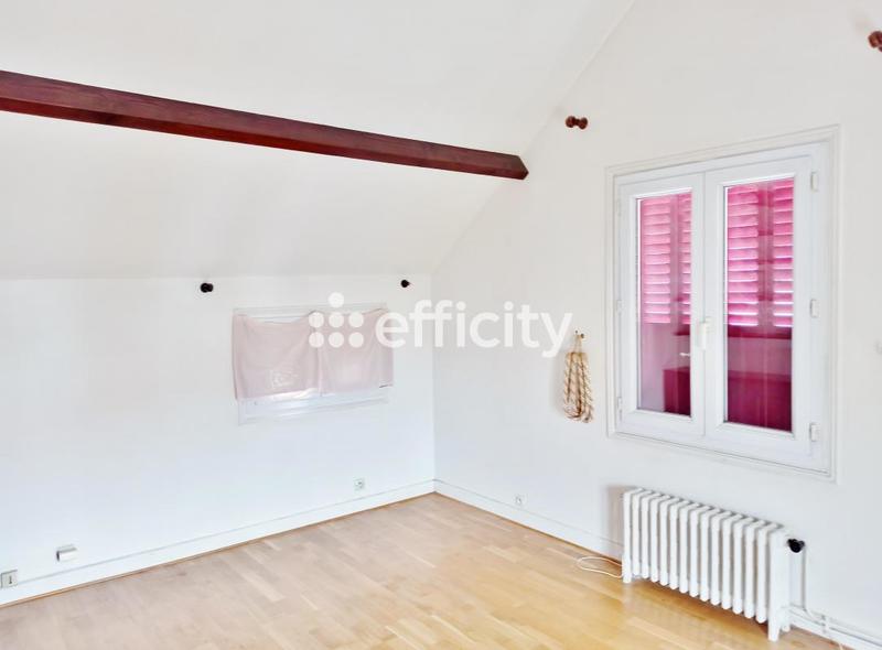 Maison - 135 m² - 6 pièces