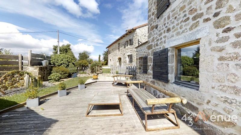 Maison - 460 m² - 15 pièces