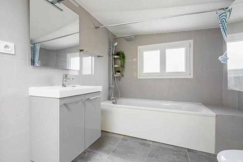 Maison - 94 m² - 4 pièces