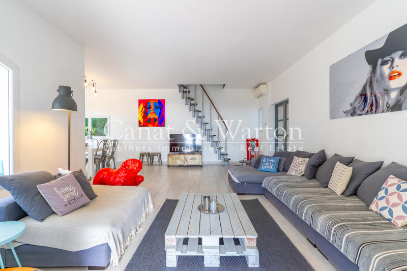 Villa - 200 m² - 6 pièces