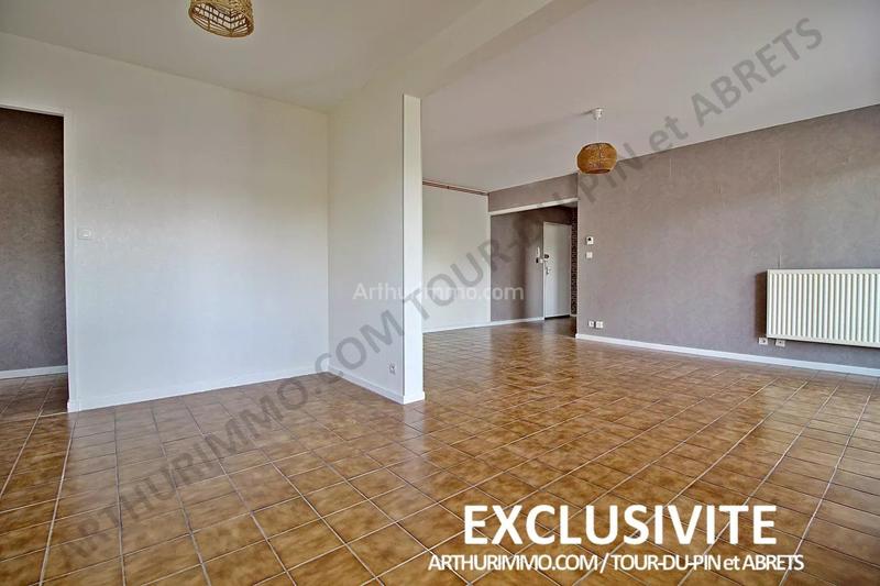 Appartement - 80 m² - 4 pièces