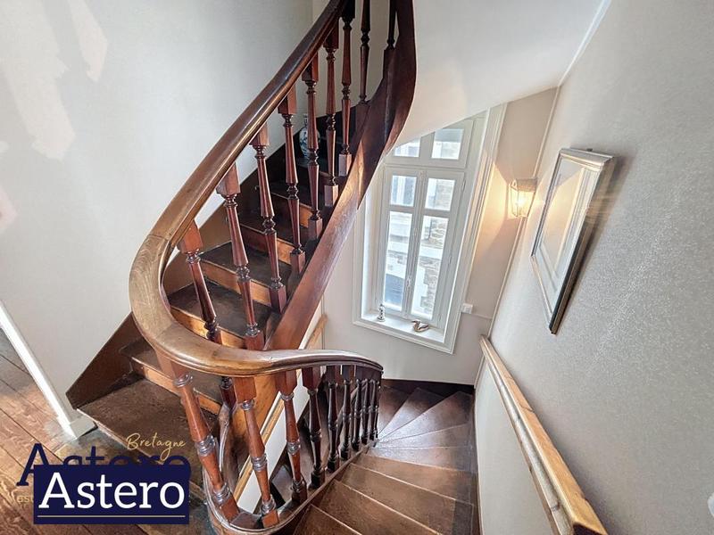 Maison - 145 m² - 7 pièces