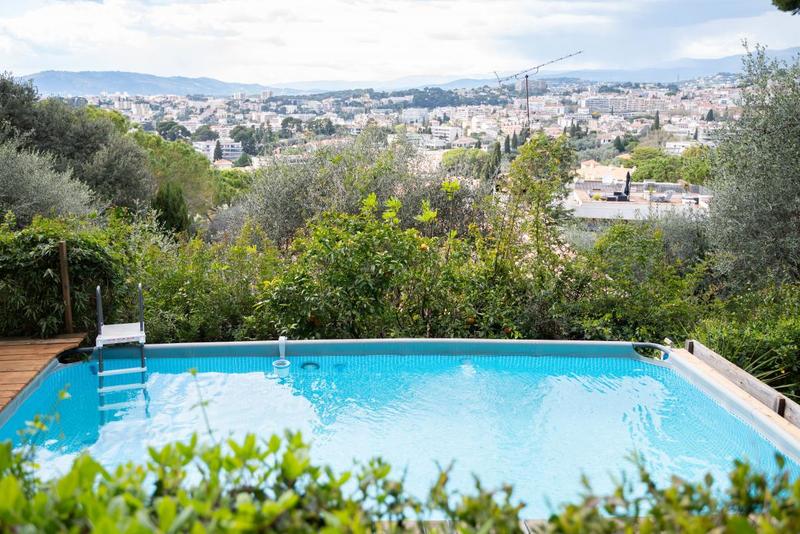 Villa - 280 m² - 5 pièces