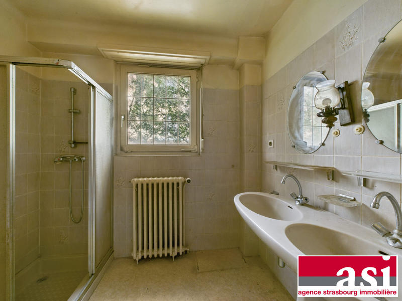 Maison - 94 m² - 5 pièces