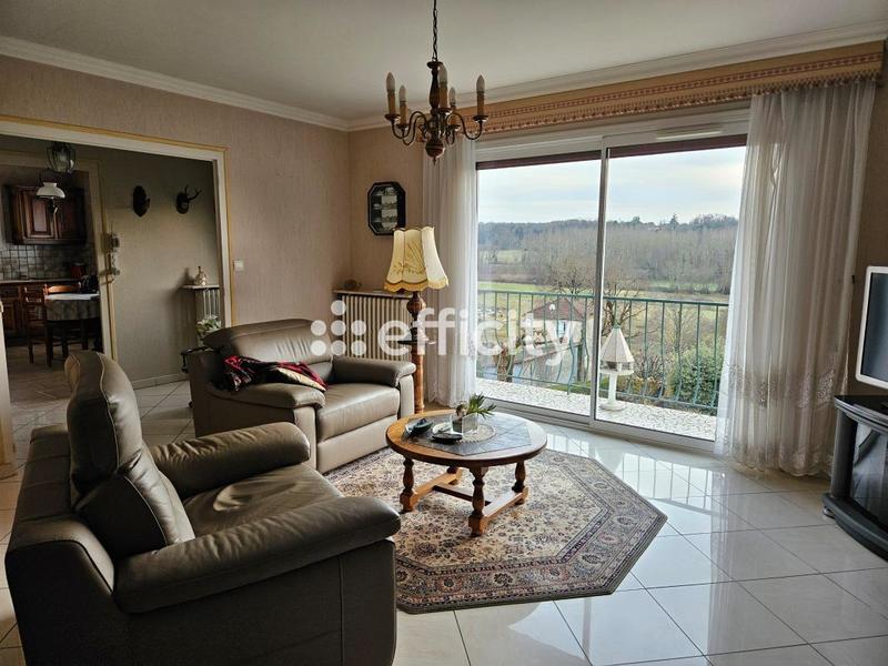 Maison - 89 m² - 5 pièces