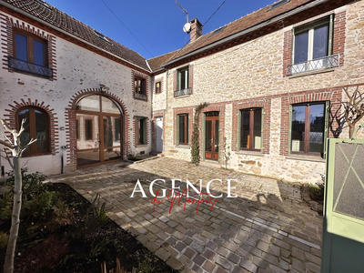 Maison - 171 m² - 8 pièces