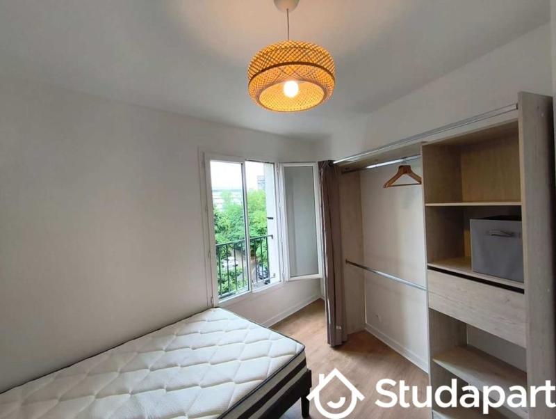 Chambre - 9 m² - 1 pièce