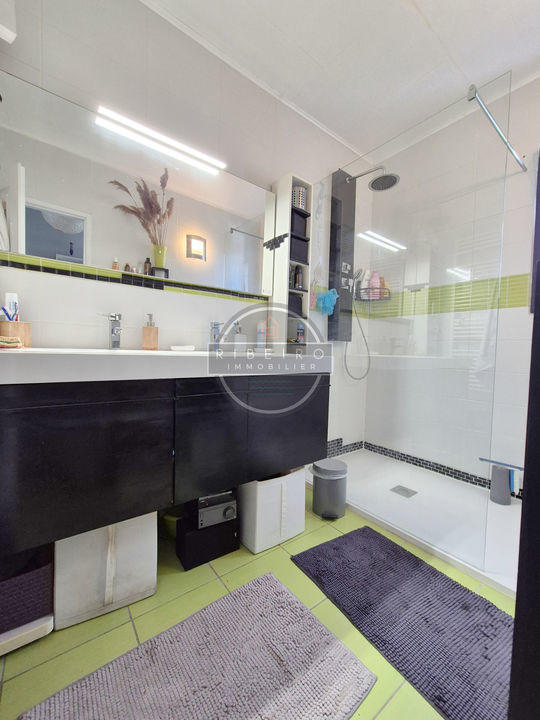 Maison - 124 m² - 4 pièces