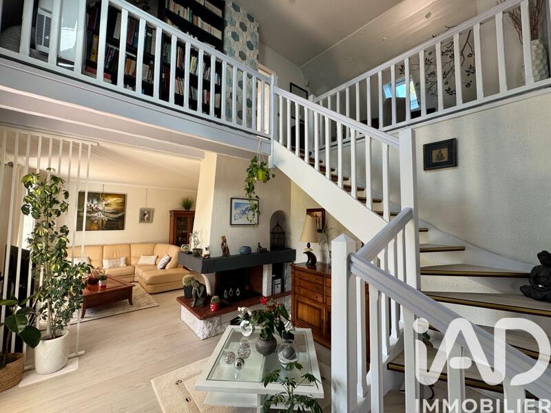 Maison - 150 m² - 4 pièces