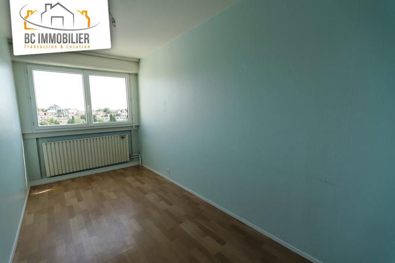 Appartement - 93 m² - 4 pièces