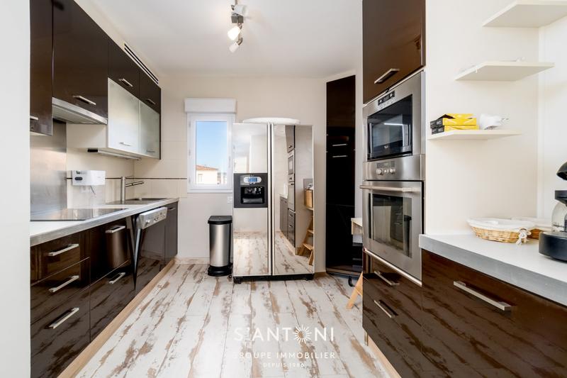 Appartement - 127 m² - 4 pièces