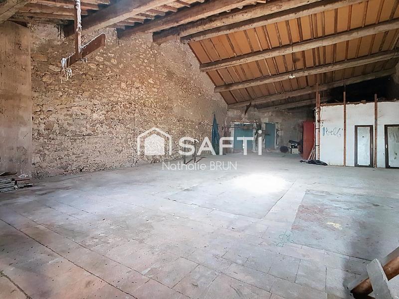 Maison - 240 m² - 5 pièces