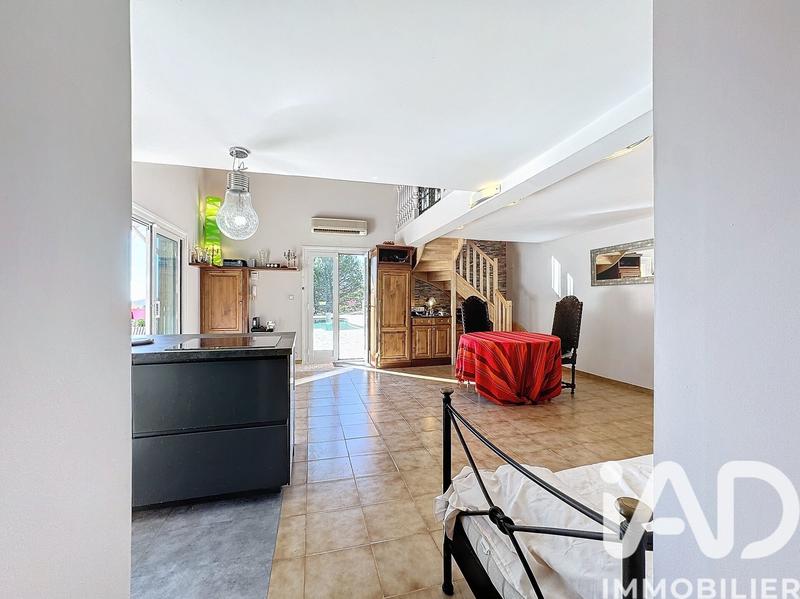 Maison - 96 m² - 4 pièces