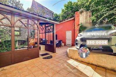 Maison - 123 m² - 5 pièces