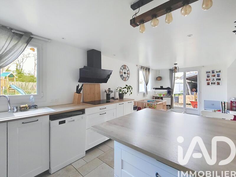 Maison - 105 m² - 5 pièces