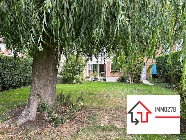 Maison - 232 m² - 7 pièces