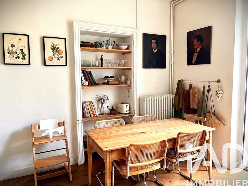 Maison - 180 m² - 6 pièces