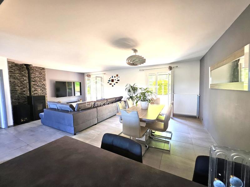 Maison - 146 m² - 7 pièces