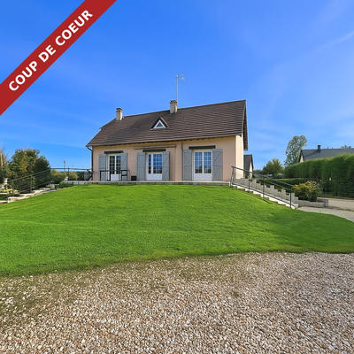 Maison - 98 m² - 5 pièces