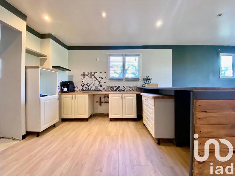 Maison - 246 m² - 6 pièces