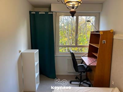 Chambre - 85 m² - 5 pièces