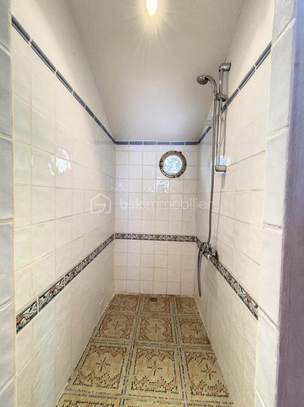 Mas - 382 m² - 13 pièces