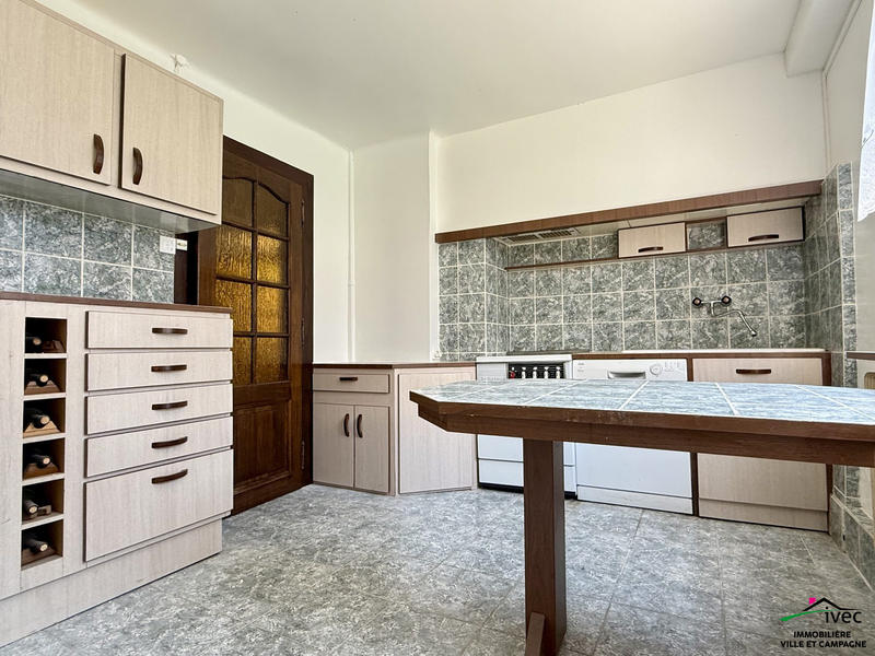 Maison ancienne - 280 m² - 11 pièces