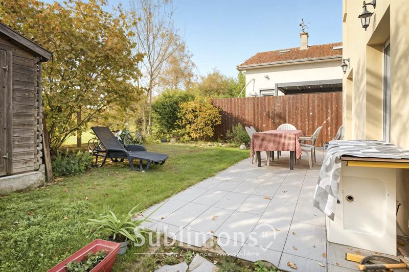 Maison - 102 m² - 5 pièces