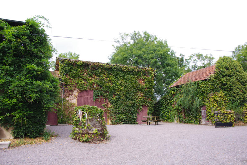 Maison - 267 m² - 10 pièces