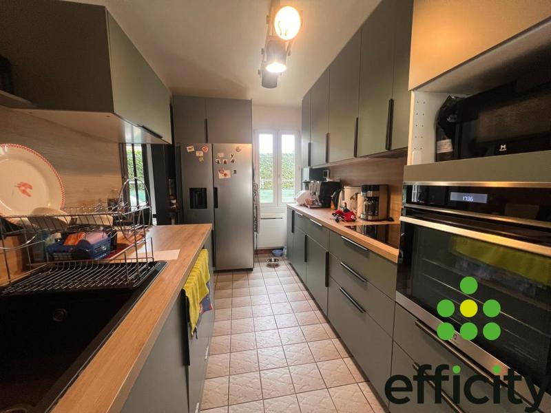 Maison - 96 m² - 4 pièces