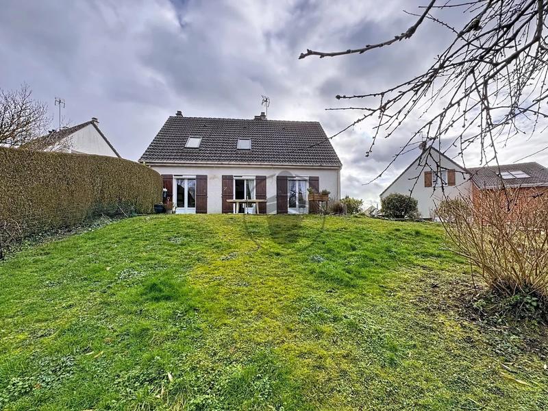 Maison - 127 m² - 7 pièces