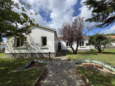 Maison ancienne - 141 m² - 5 pièces