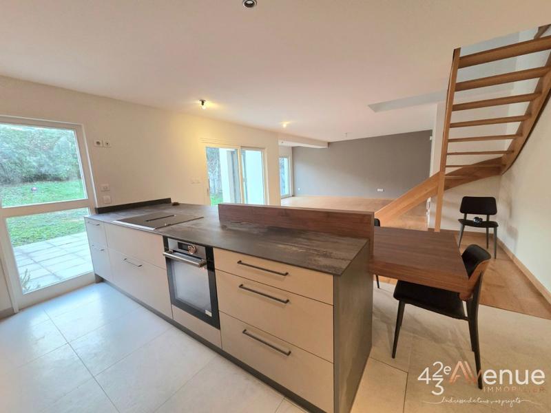 Maison - 142 m² - 5 pièces