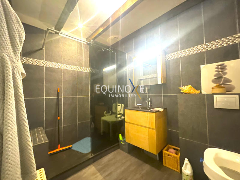 Villa - 190 m² - 10 pièces