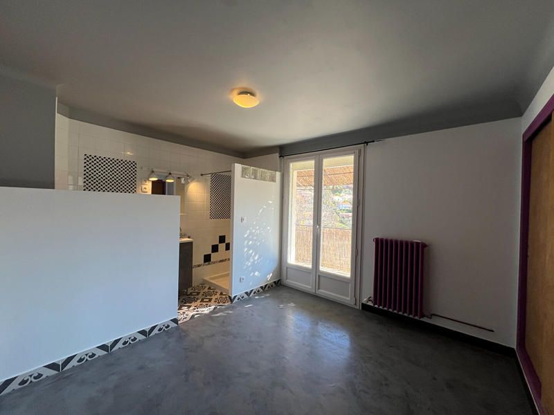 Maison - 237 m² - 11 pièces