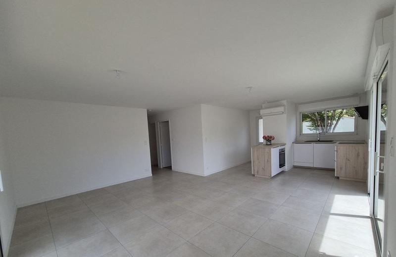 Villa - 90 m² - 5 pièces