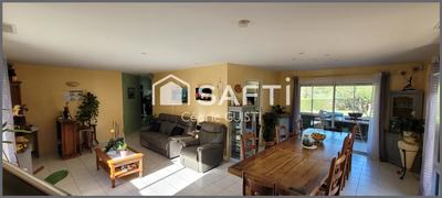 Maison - 140 m² - 5 pièces