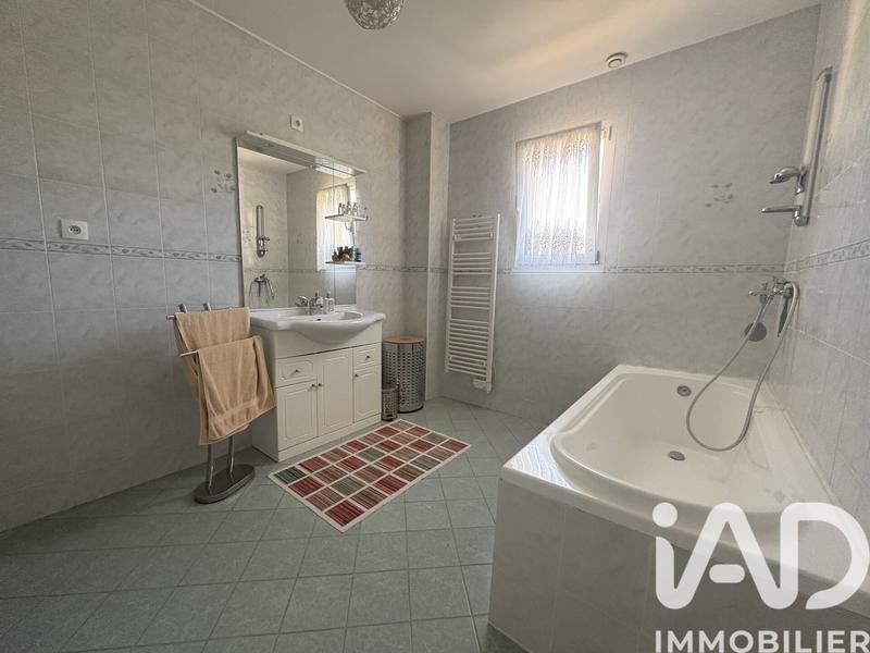 Maison - 145 m² - 6 pièces