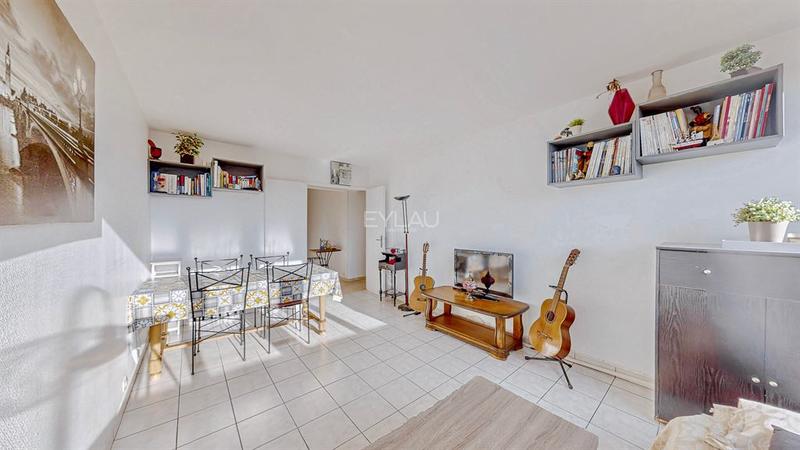 Appartement - 70 m² - 3 pièces