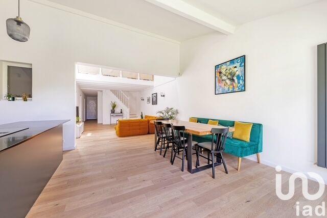 Maison - 170 m² - 6 pièces