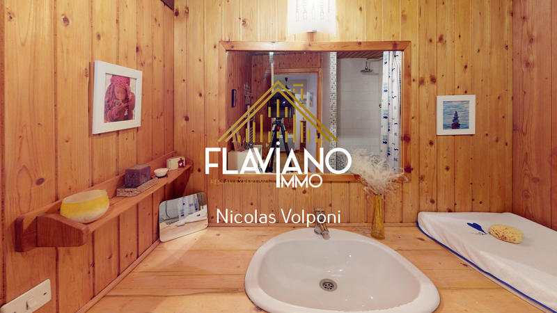 Appartement - 123 m² - 5 pièces