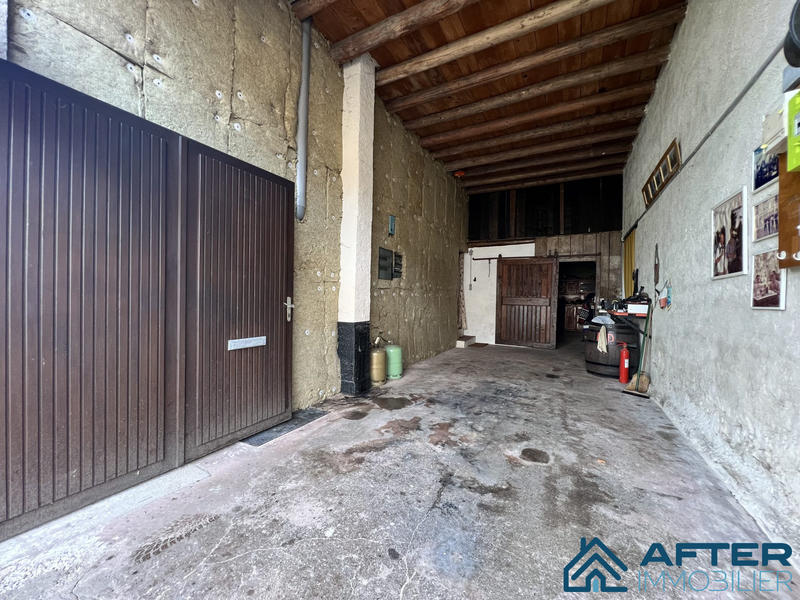 Maison - 201 m² - 7 pièces