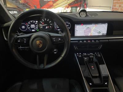 Porsche 911 992 carrera 4s